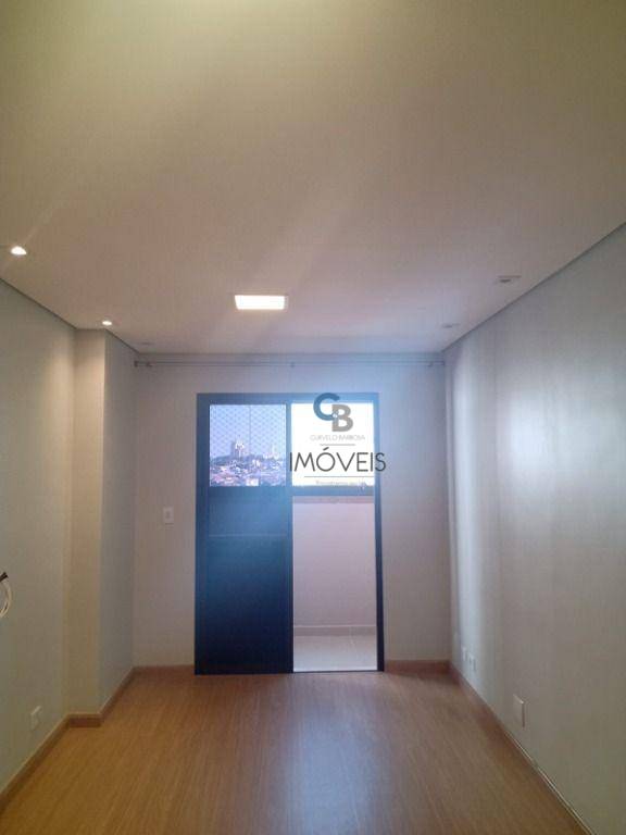 Apartamento à venda com 2 quartos, 67m² - Foto 1