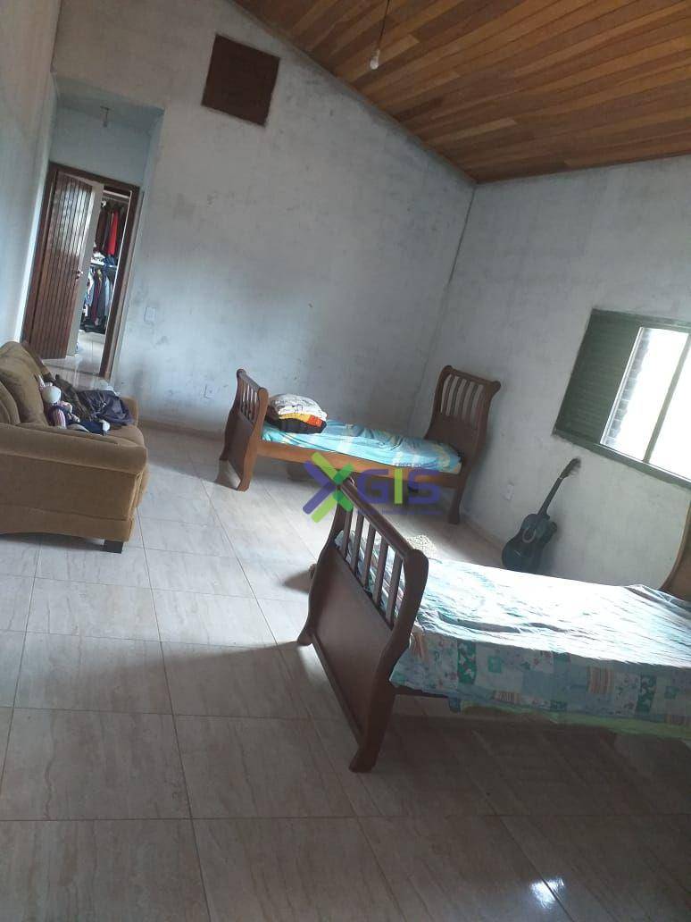 Casa de Condomínio à venda com 3 quartos, 260m² - Foto 13