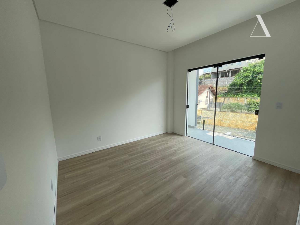 Casa à venda com 3 quartos, 111m² - Foto 10