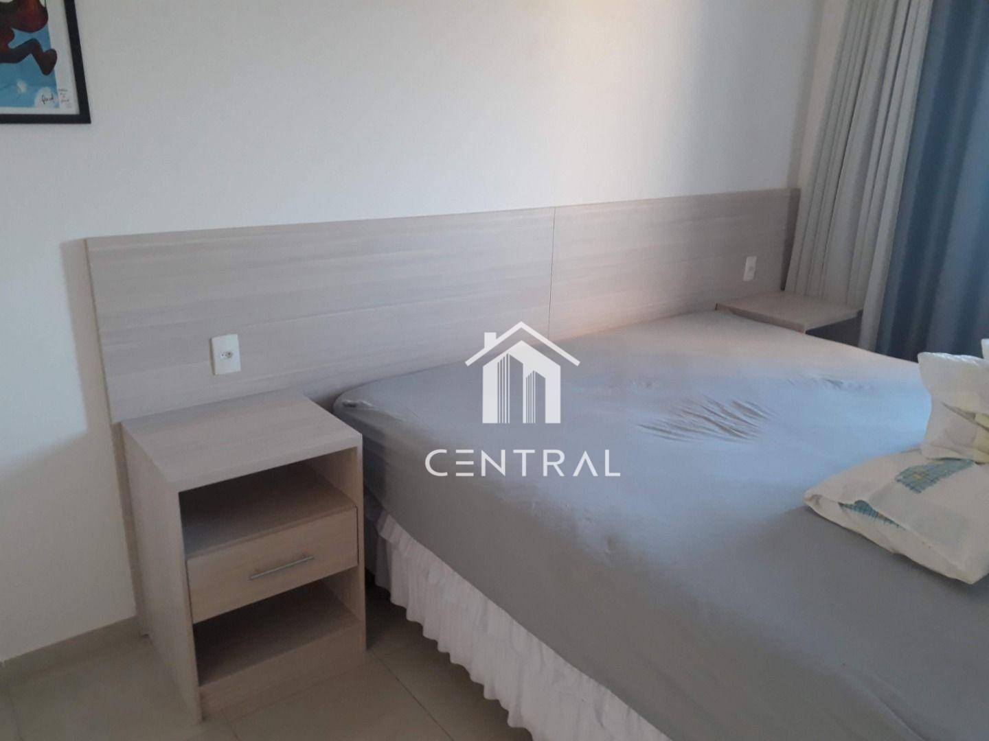 Apartamento à venda com 2 quartos, 66m² - Foto 8