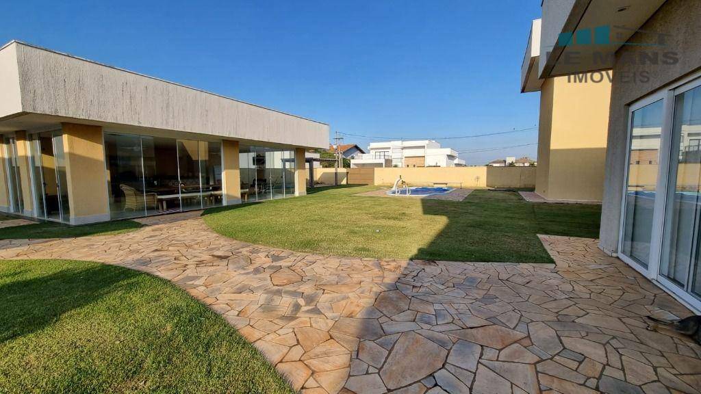 Casa de Condomínio à venda com 4 quartos, 667m² - Foto 31