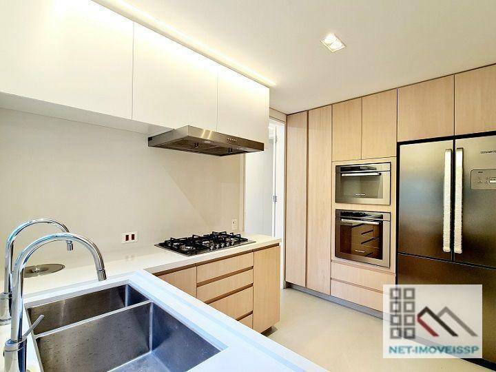 Apartamento à venda com 3 quartos, 211m² - Foto 31