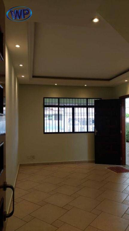 Sobrado à venda com 2 quartos, 122m² - Foto 1