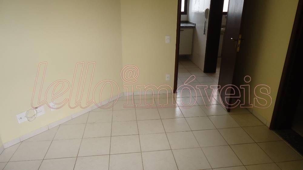 Apartamento para alugar com 3 quartos, 202m² - Foto 10