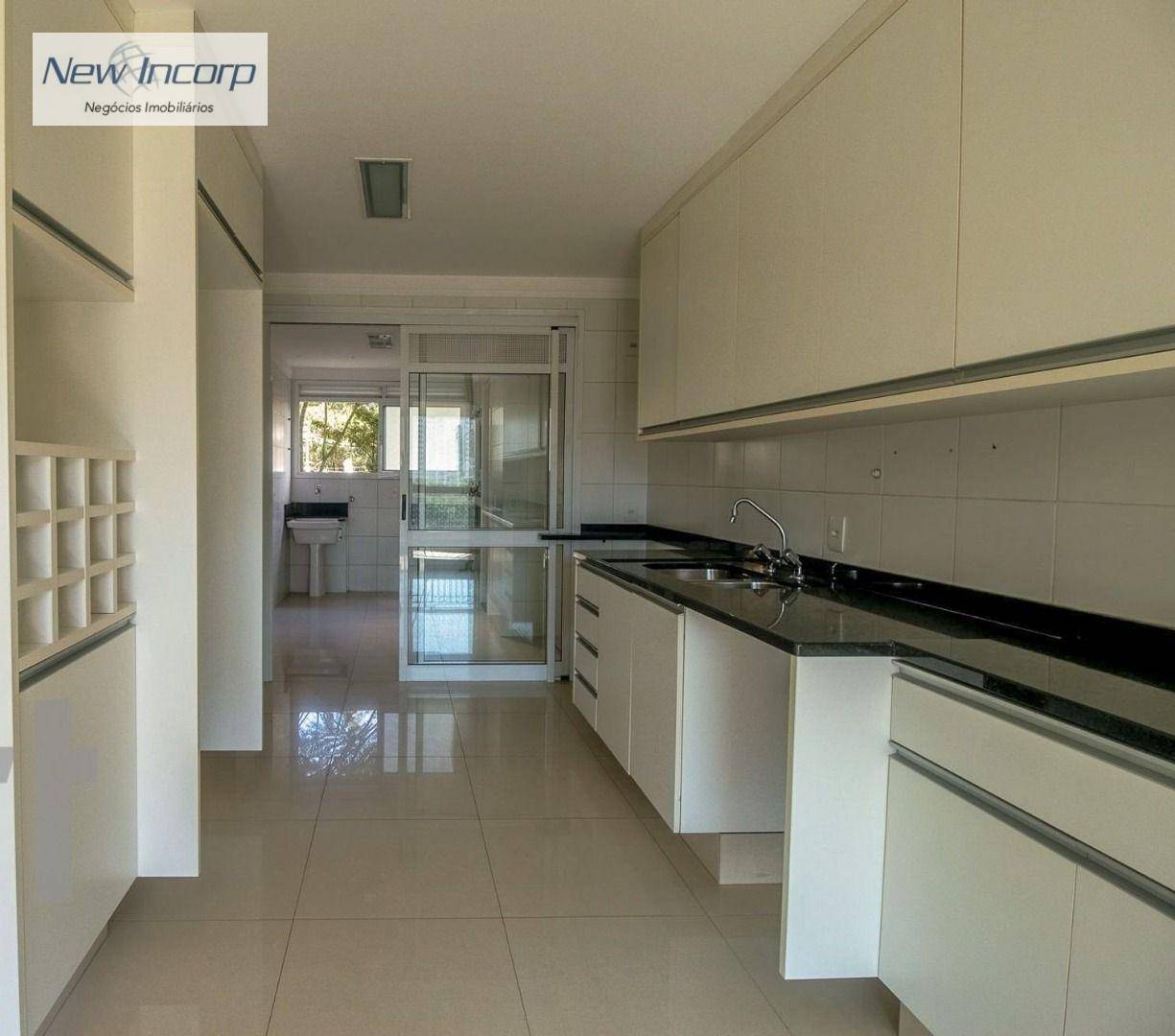 Apartamento à venda com 3 quartos, 195m² - Foto 8