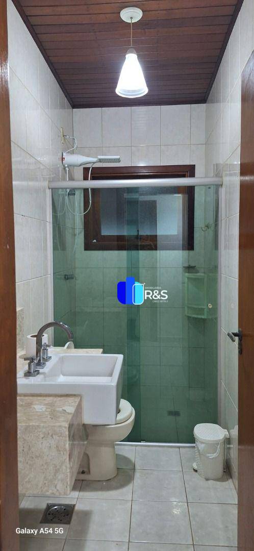 Casa para alugar com 3 quartos, 120m² - Foto 9
