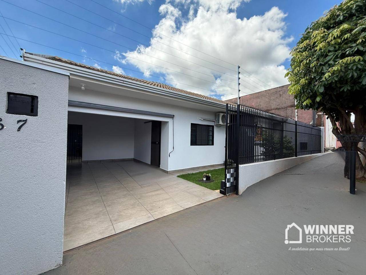 Casa, 3 quartos, 98 m² - Foto 1