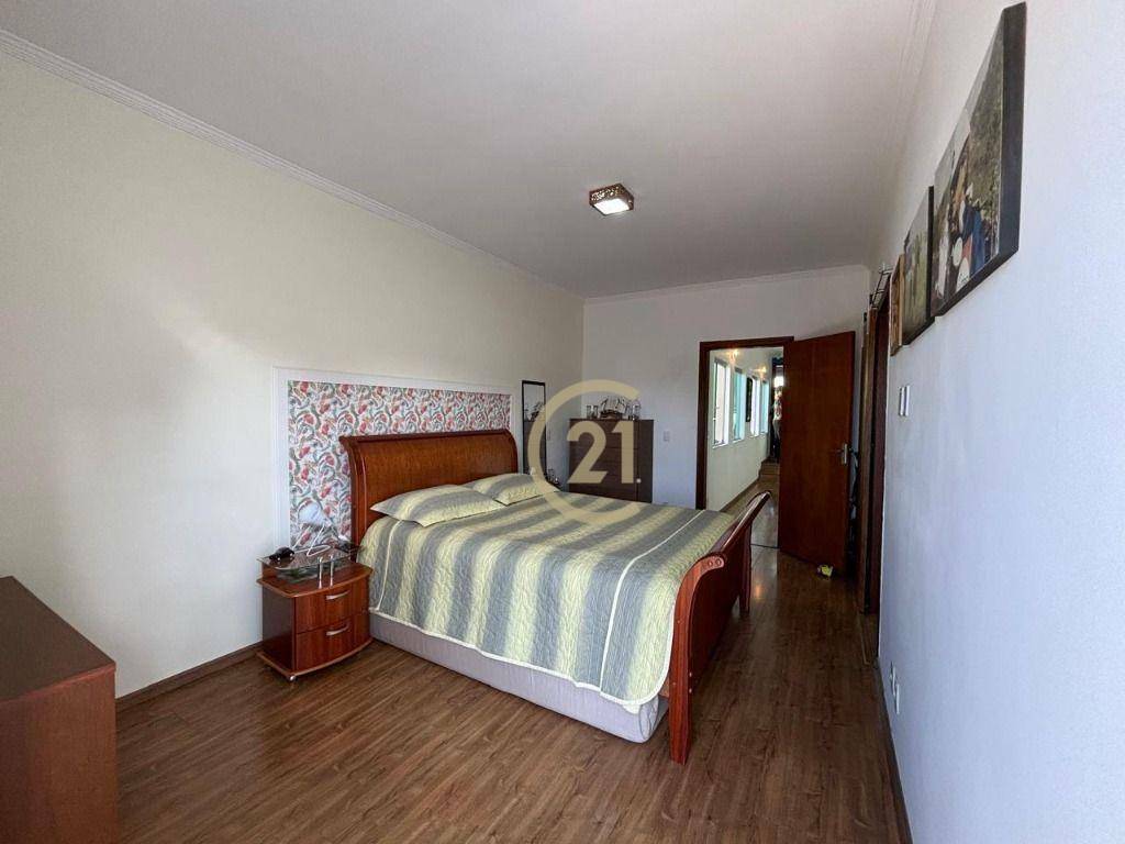 Casa à venda com 3 quartos, 137m² - Foto 13