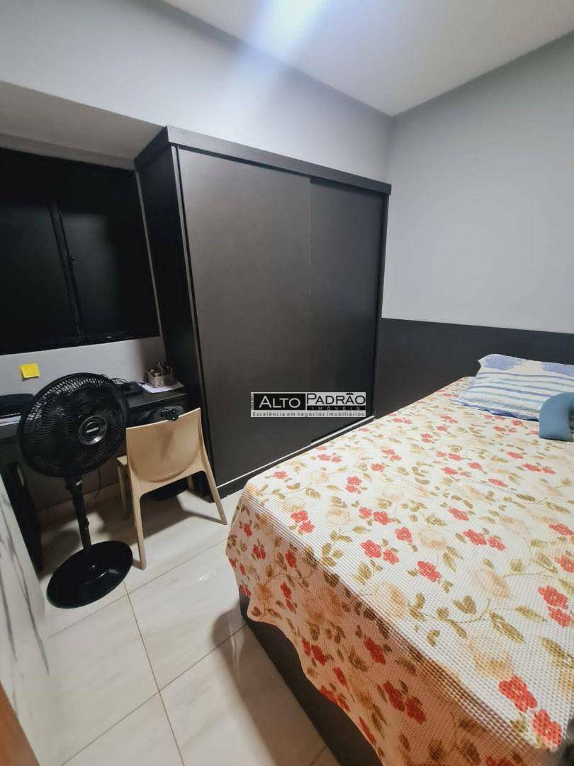 Apartamento à venda com 3 quartos, 71m² - Foto 4