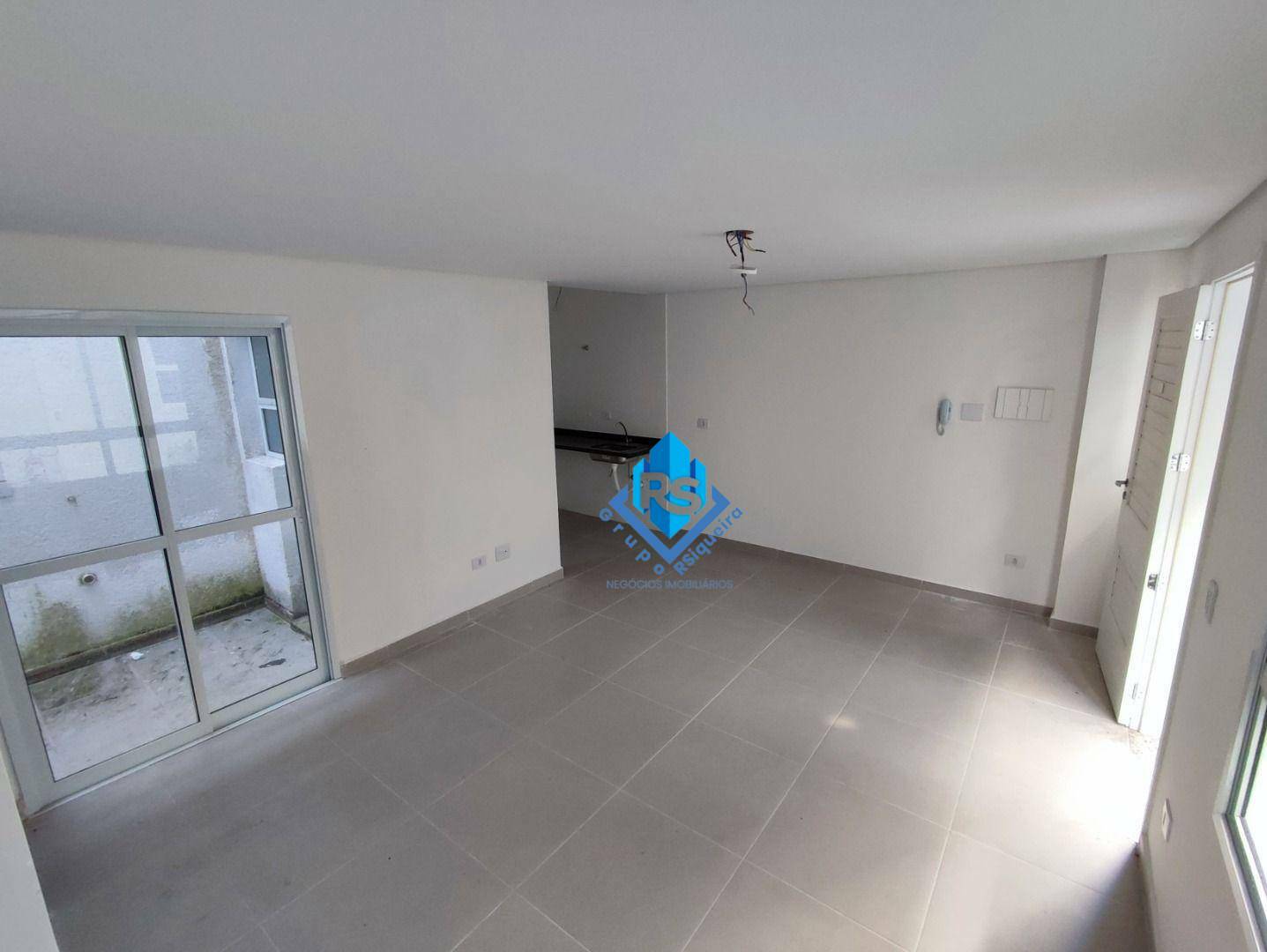Sobrado à venda com 2 quartos, 60m² - Foto 13