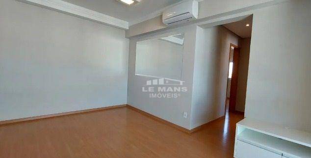 Apartamento à venda com 2 quartos, 72m² - Foto 1