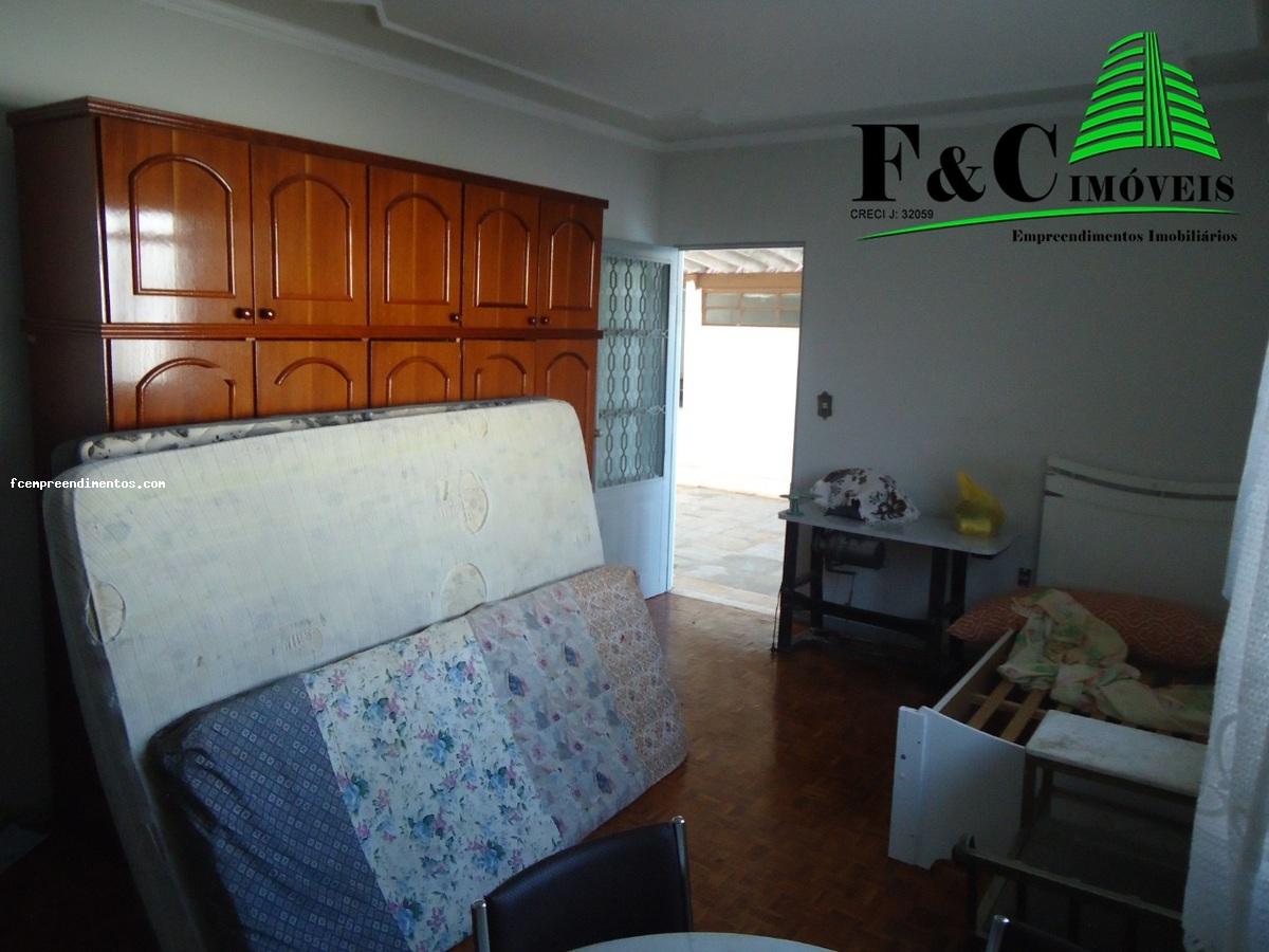 Casa à venda com 2 quartos, 275m² - Foto 20