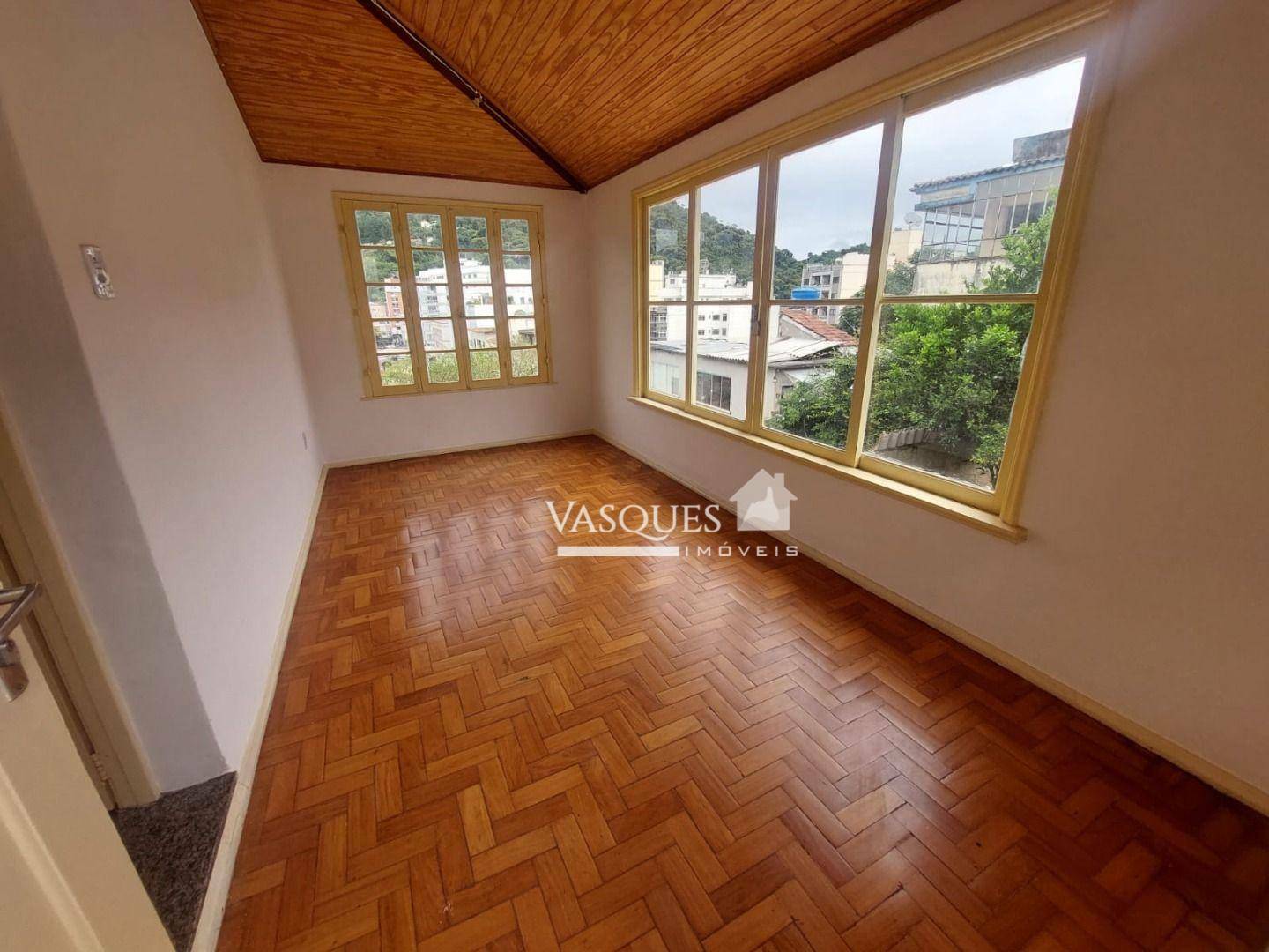 Casa para alugar com 3 quartos, 130m² - Foto 15