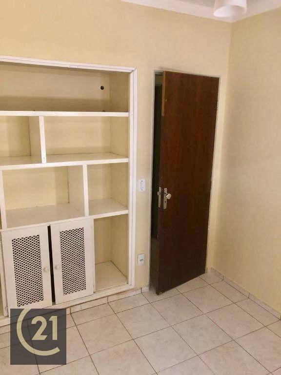 Apartamento à venda com 3 quartos, 80m² - Foto 4