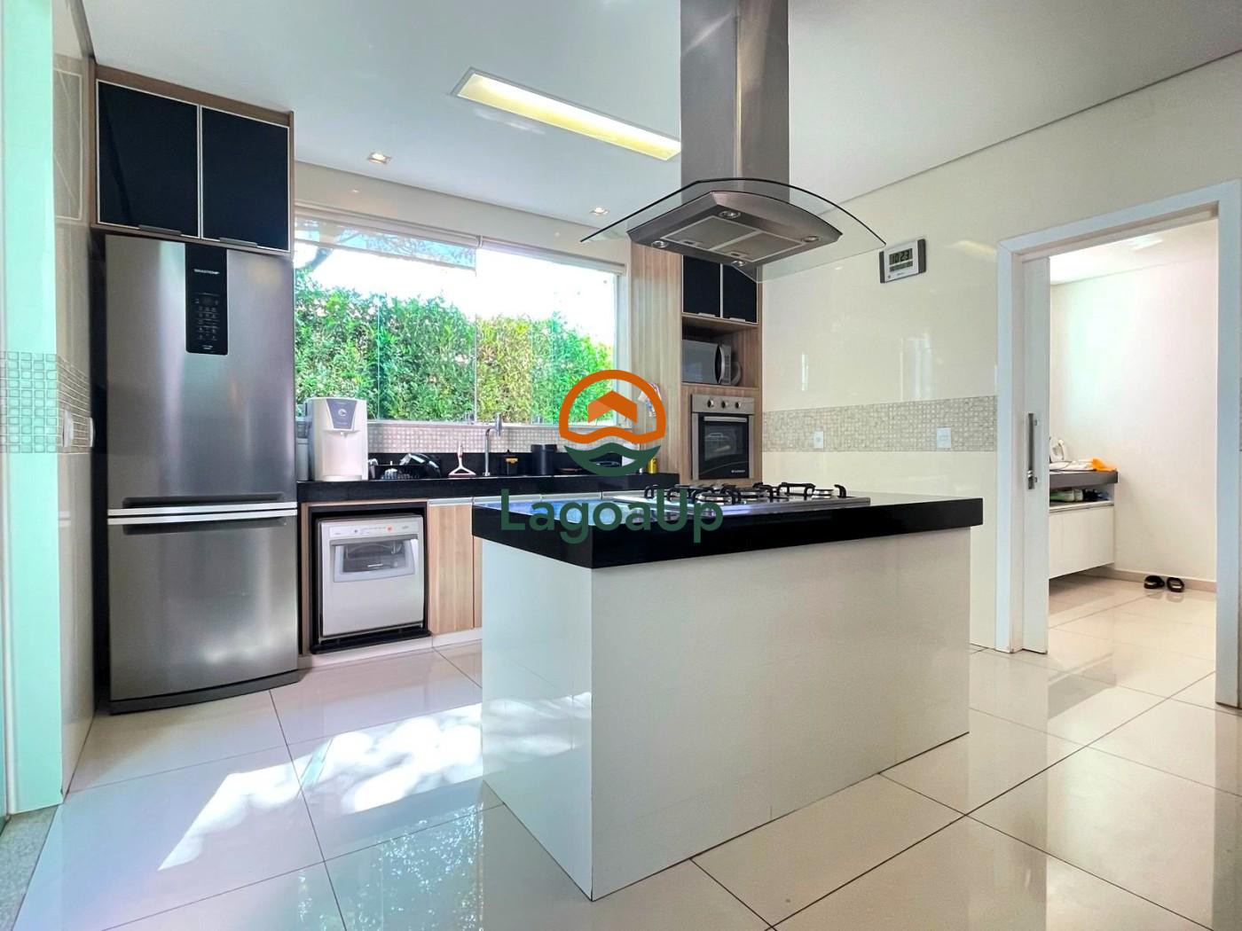 Casa de Condomínio à venda com 5 quartos, 421m² - Foto 10