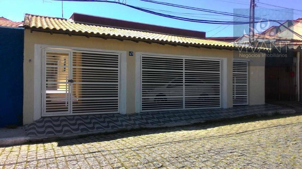 Casa à venda com 3 quartos, 147m² - Foto 1