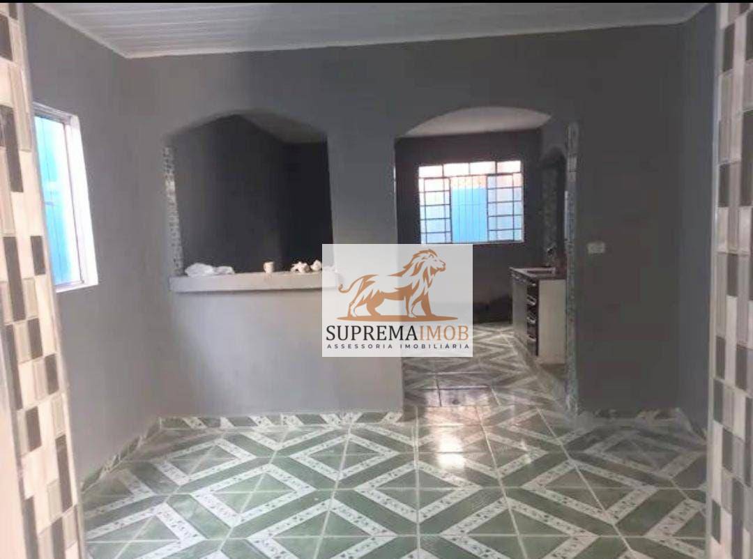 Casa à venda com 4 quartos, 223m² - Foto 2