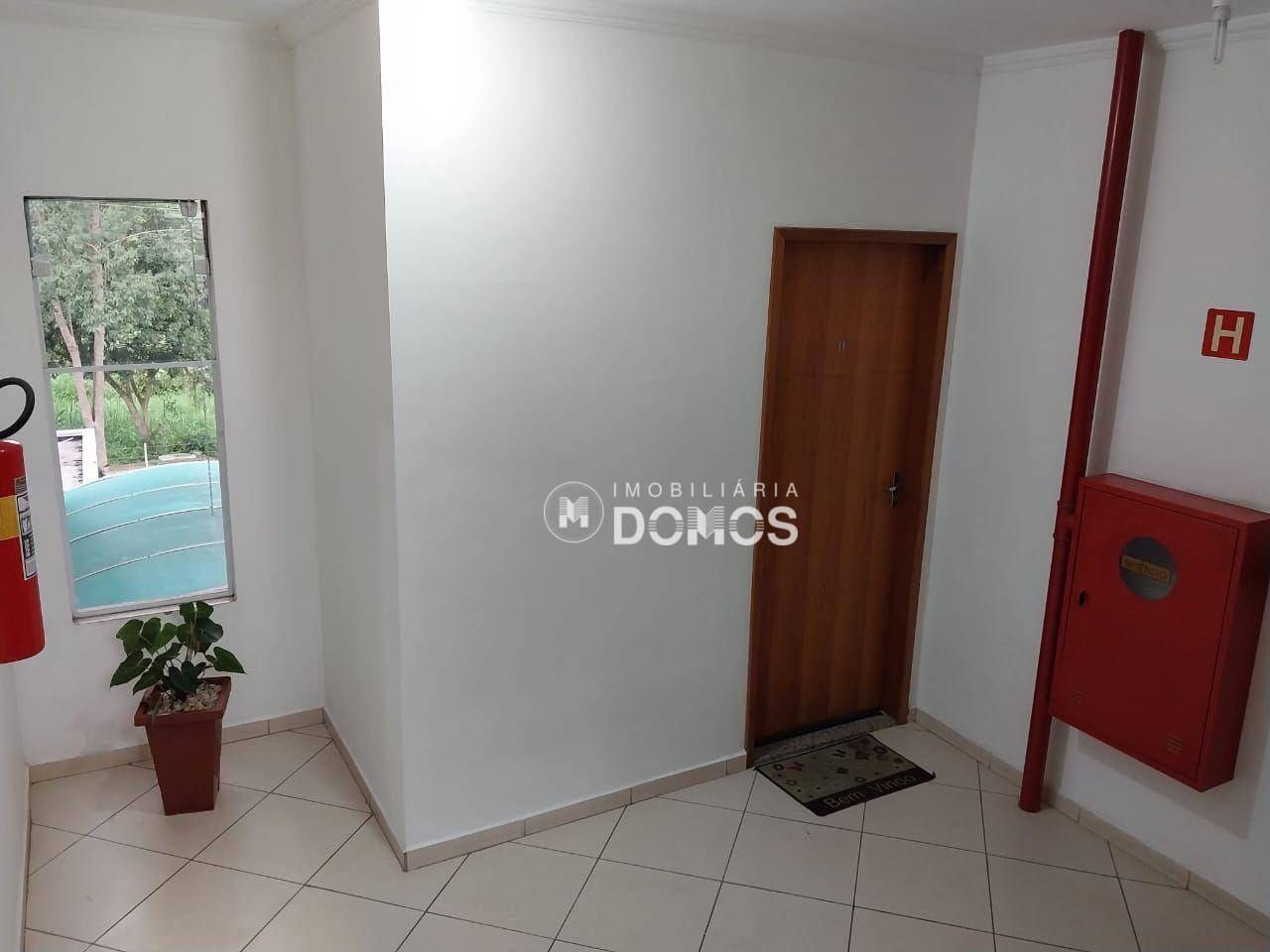 Apartamento para alugar com 2 quartos, 56m² - Foto 5