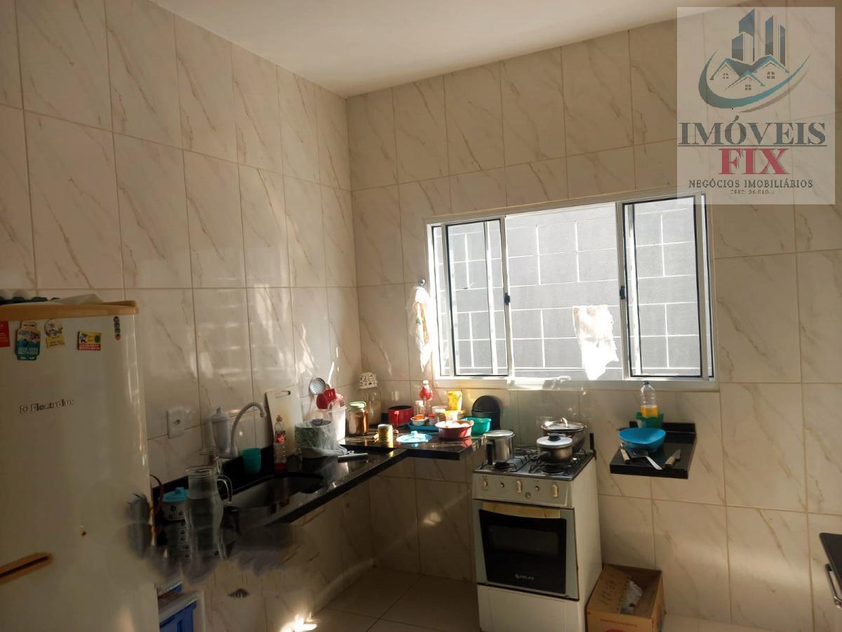 Casa à venda com 3 quartos, 170m² - Foto 14