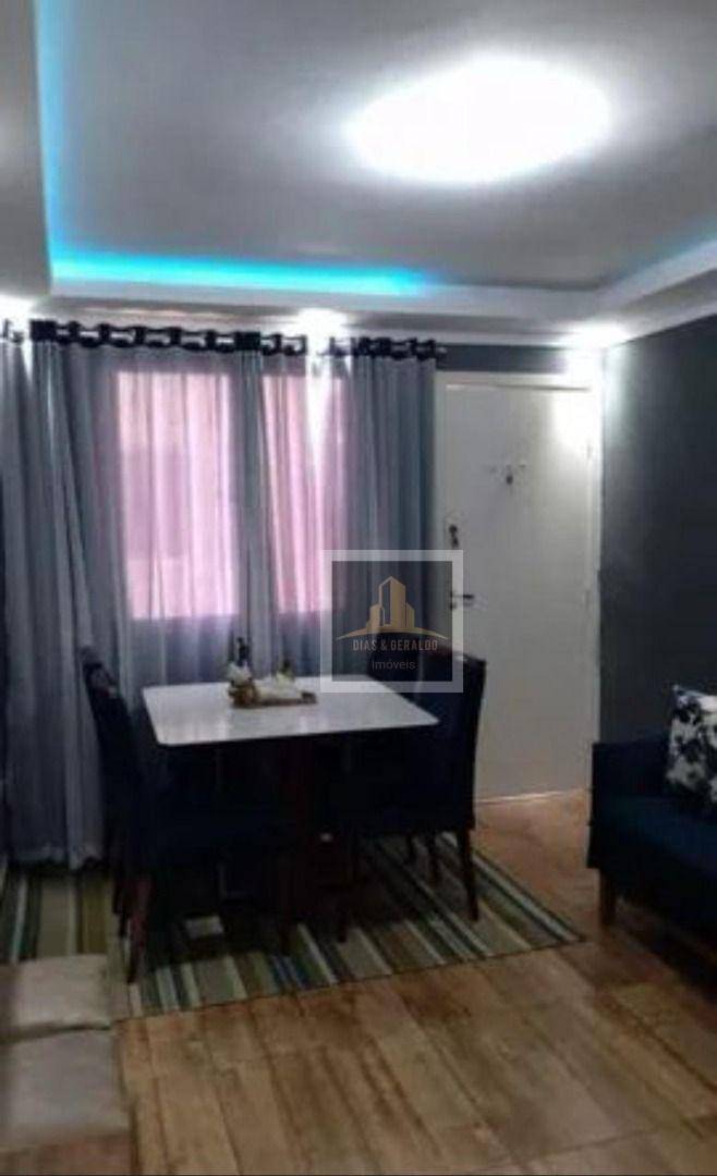 Apartamento à venda com 2 quartos, 43m² - Foto 1