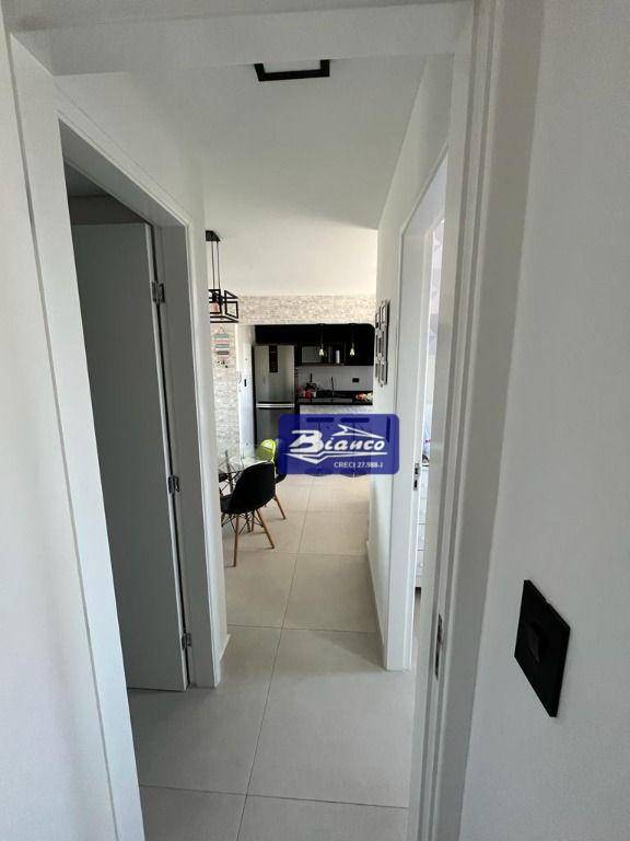 Apartamento à venda com 2 quartos, 48m² - Foto 27