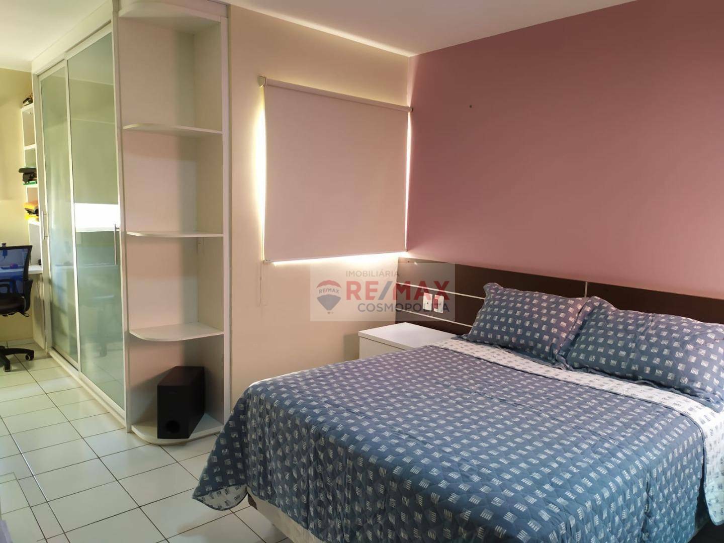 Apartamento à venda com 2 quartos, 62m² - Foto 4