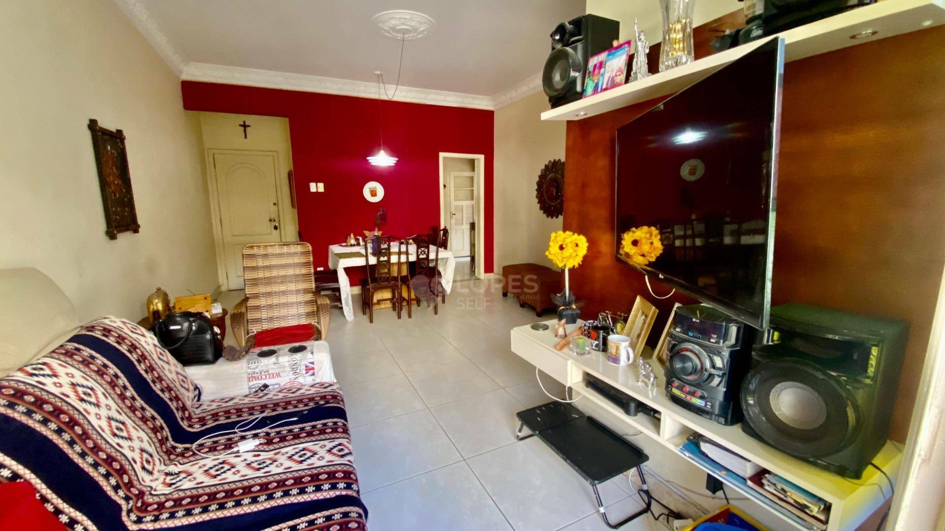 Apartamento à venda com 3 quartos, 150m² - Foto 1