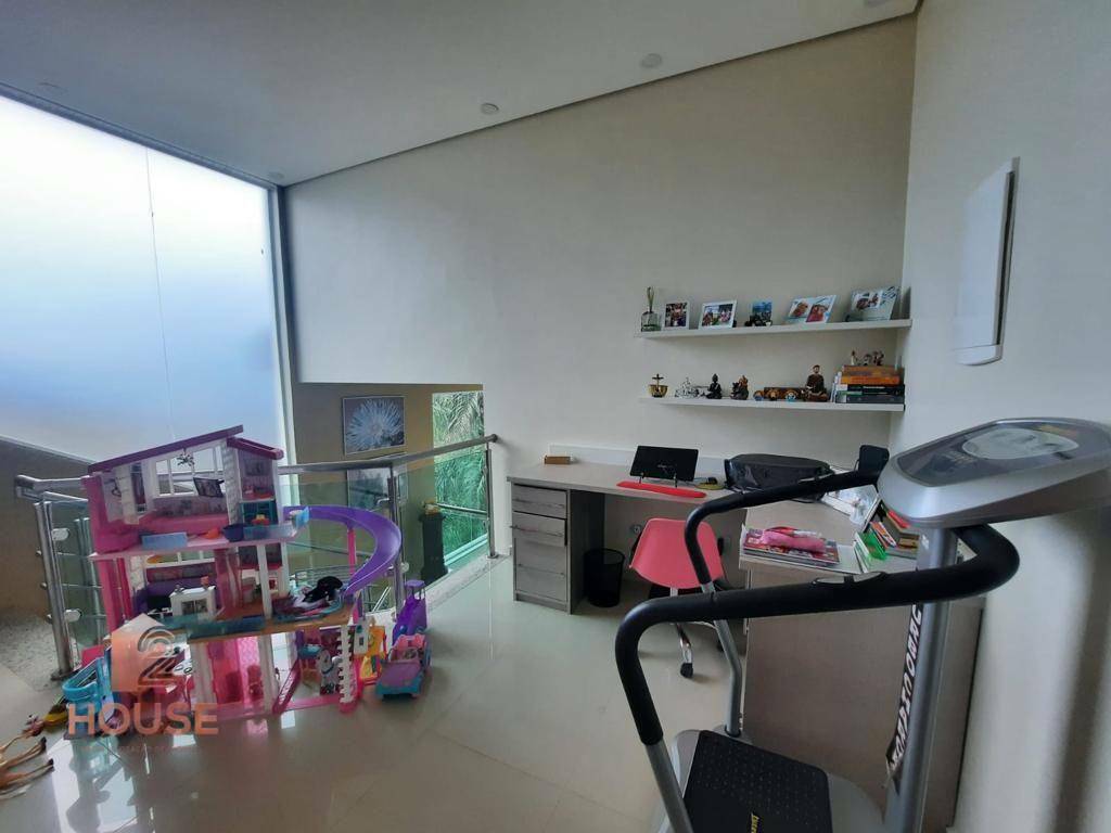 Casa de Condomínio à venda com 4 quartos, 322m² - Foto 23