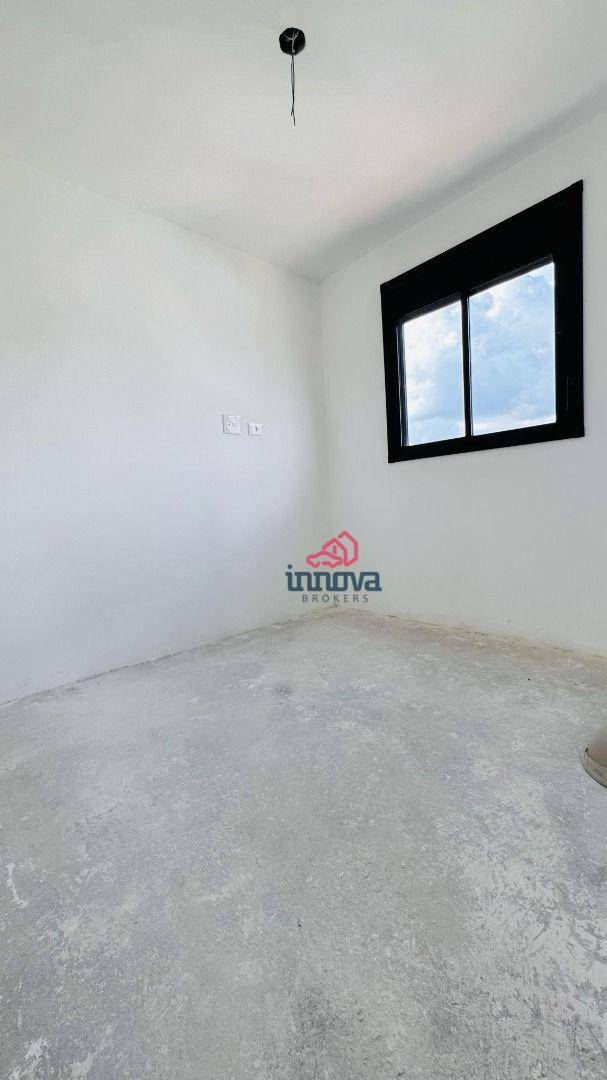 Apartamento à venda com 2 quartos, 68m² - Foto 7