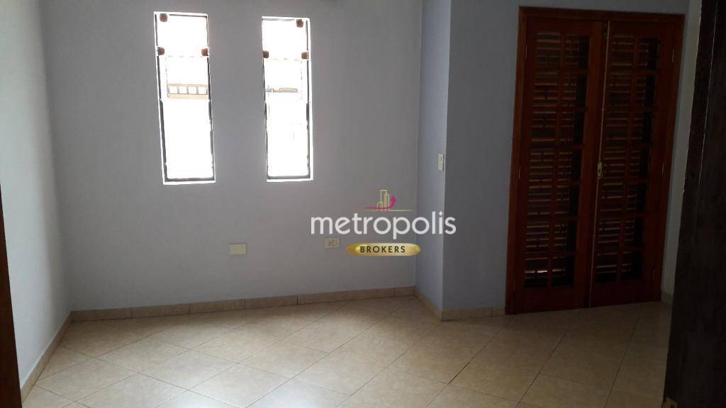 Sobrado à venda com 2 quartos, 290m² - Foto 9