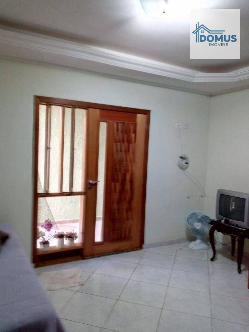 Casa à venda com 4 quartos, 200m² - Foto 5