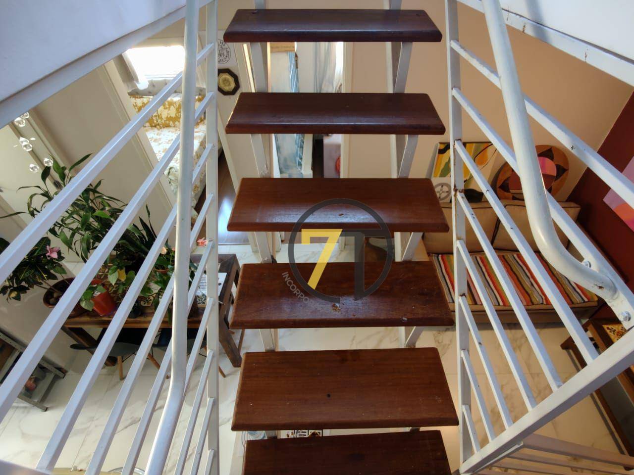 Cobertura à venda com 2 quartos, 110m² - Foto 9