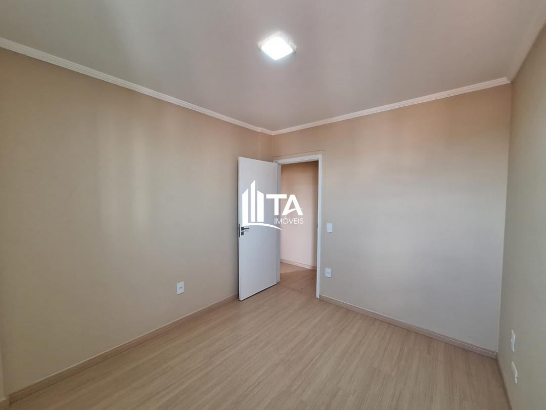 Apartamento à venda com 2 quartos, 78m² - Foto 13