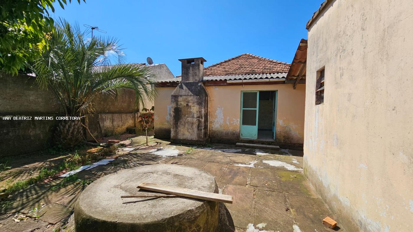 Casa à venda com 4 quartos, 360m² - Foto 19