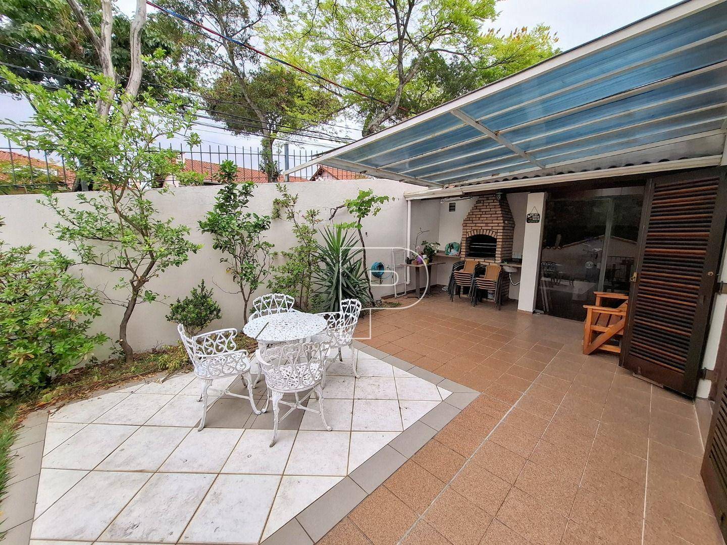 Casa de Condomínio à venda com 4 quartos, 224m² - Foto 1