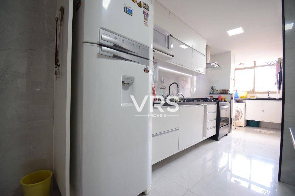 Apartamento à venda com 3 quartos, 96m² - Foto 15