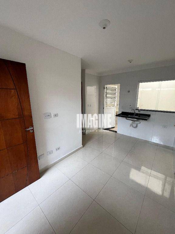 Apartamento à venda com 2 quartos, 37m² - Foto 2