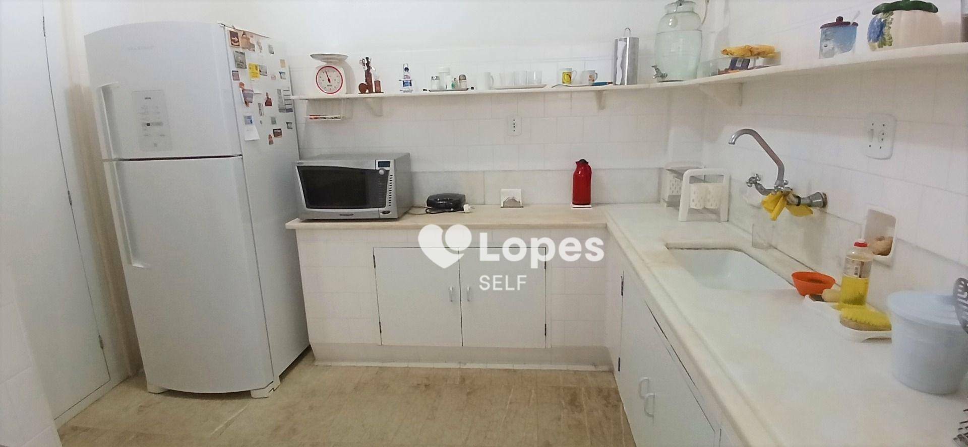 Apartamento à venda com 3 quartos, 205m² - Foto 13