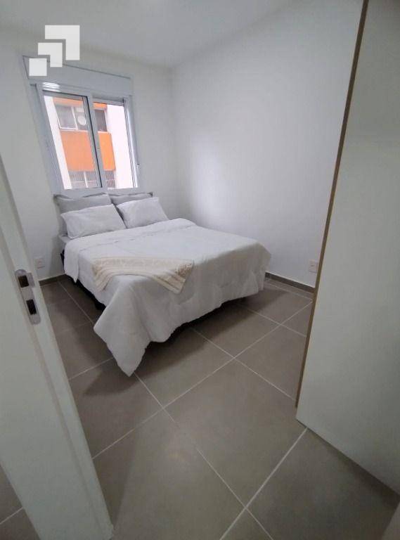 Apartamento à venda com 2 quartos, 40m² - Foto 11