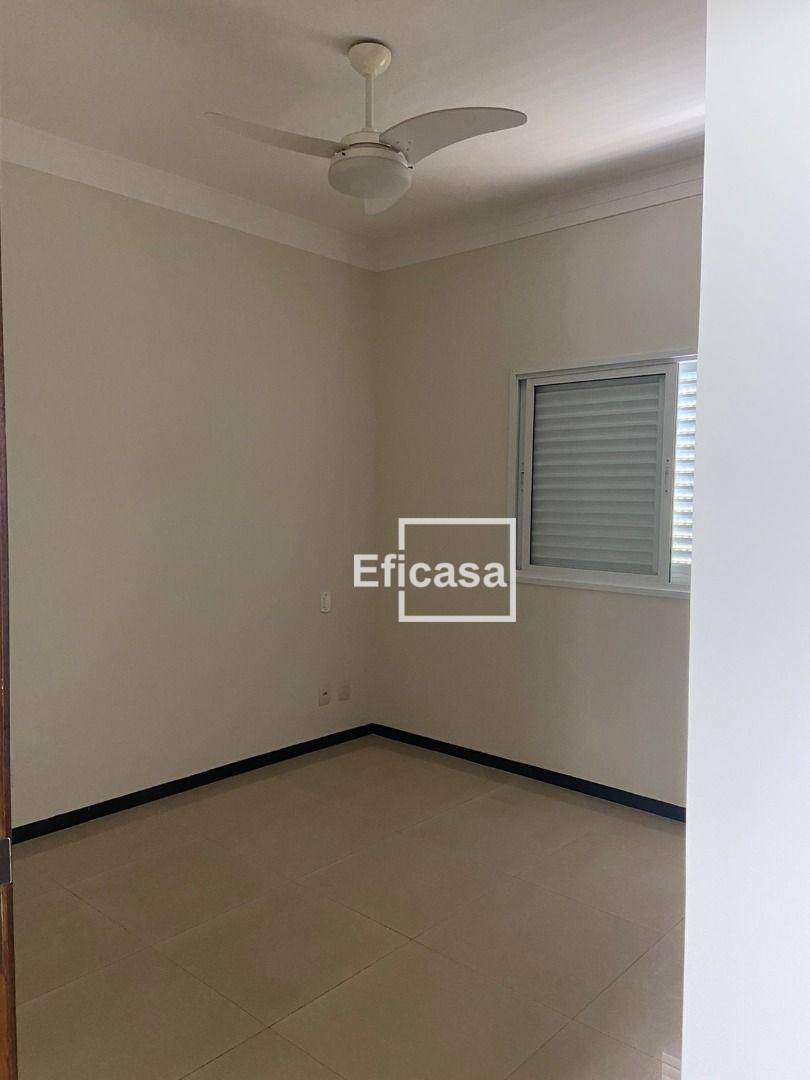 Casa de Condomínio à venda com 3 quartos, 201m² - Foto 13