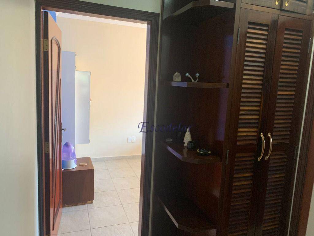 Sobrado à venda com 4 quartos, 380m² - Foto 56