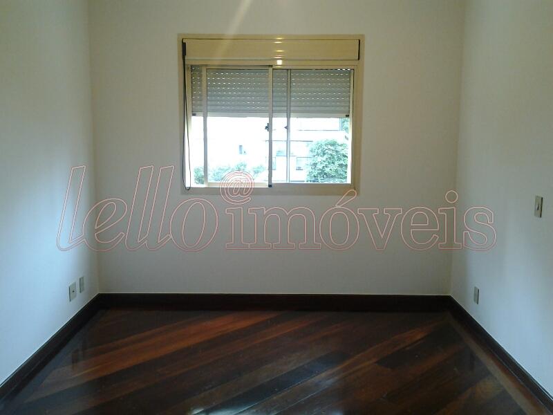 Apartamento para alugar com 4 quartos, 180m² - Foto 16