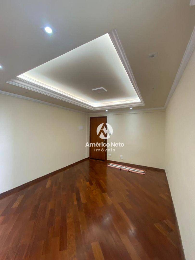 Apartamento para alugar com 2 quartos, 85m² - Foto 11