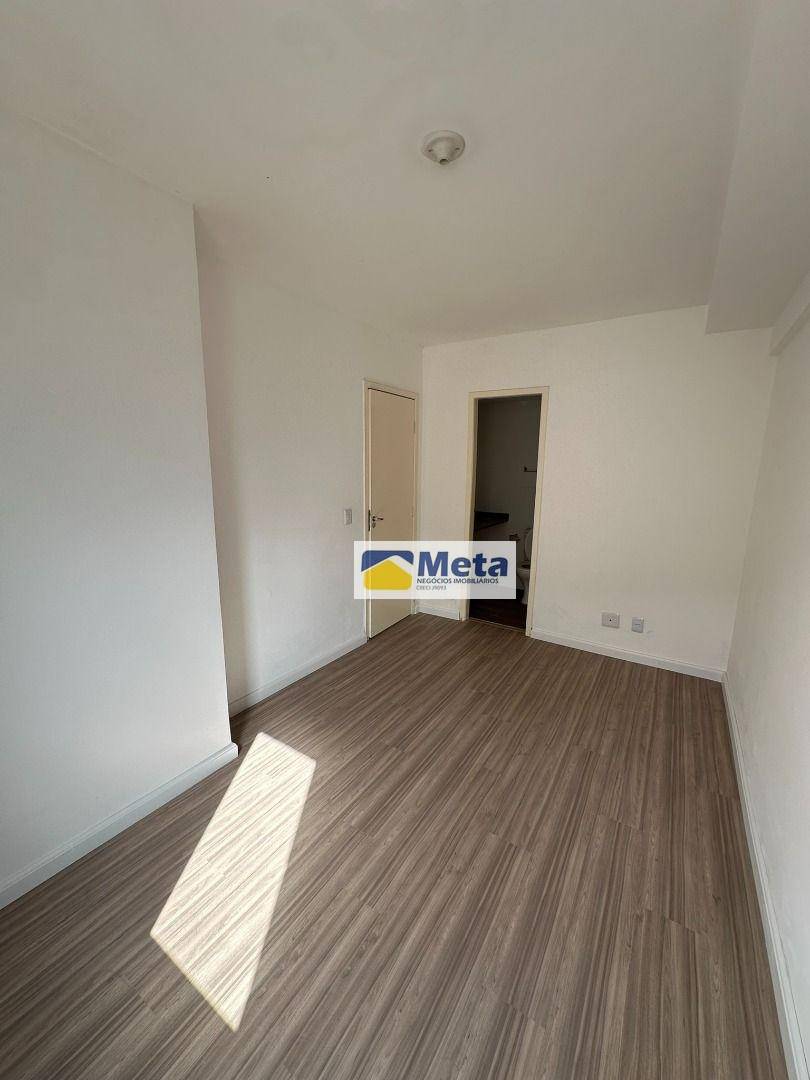 Apartamento à venda com 3 quartos, 124m² - Foto 9