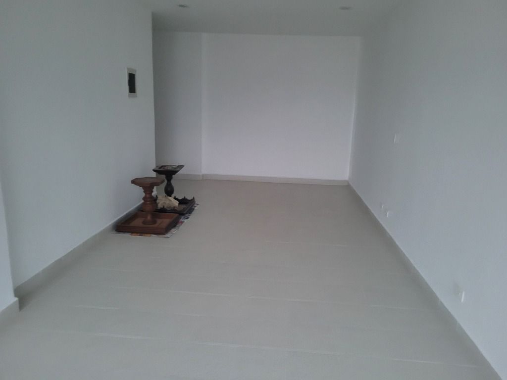 Apartamento à venda com 1 quarto, 60m² - Foto 6