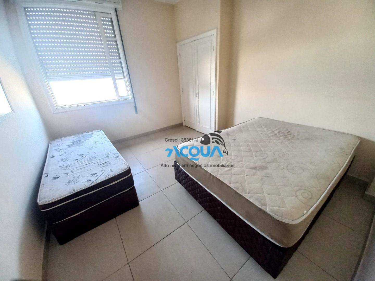 Apartamento à venda com 3 quartos, 155m² - Foto 3