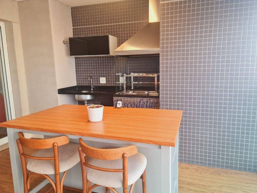 Apartamento à venda com 3 quartos, 184m² - Foto 4