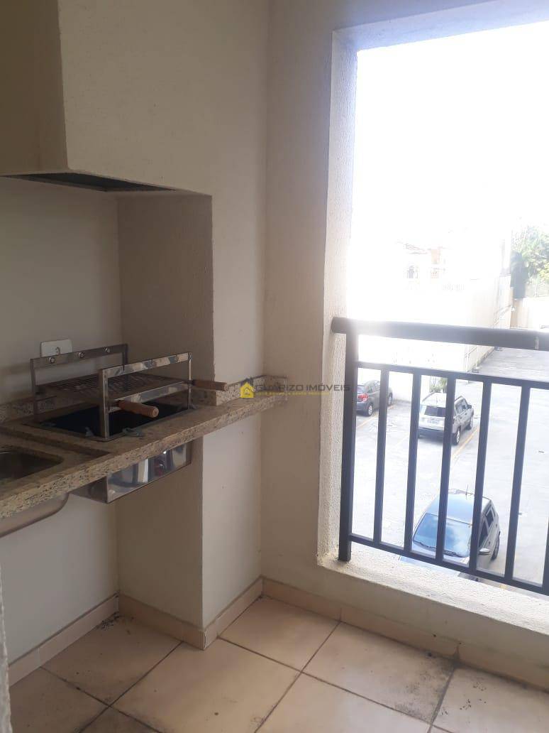 Apartamento à venda e aluguel com 2 quartos, 66m² - Foto 4