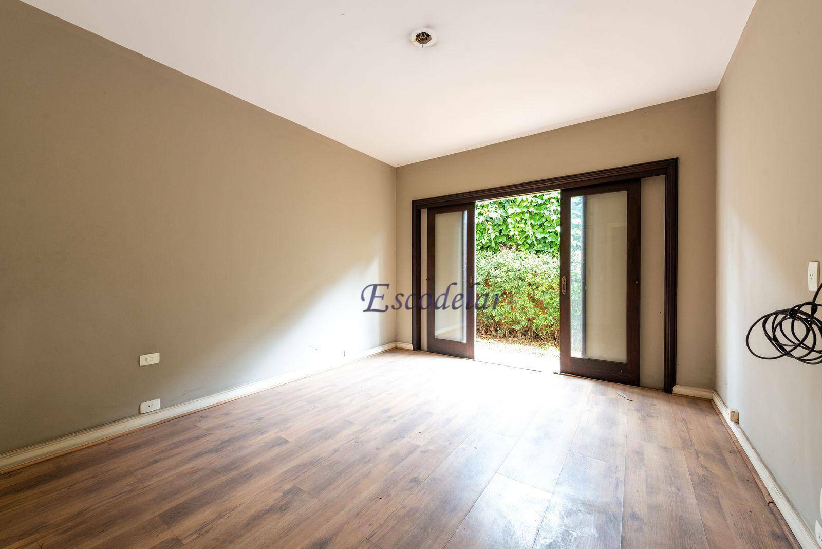 Casa à venda com 4 quartos, 400m² - Foto 22