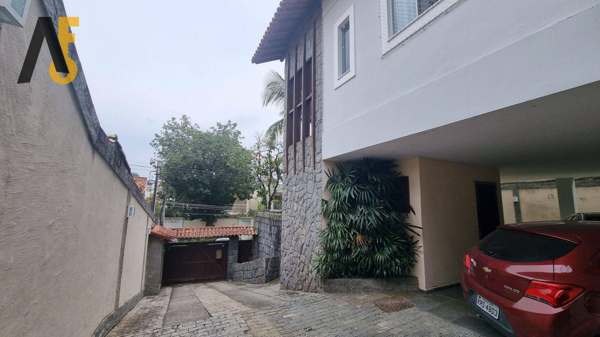 Casa de Condomínio à venda com 6 quartos, 391m² - Foto 7